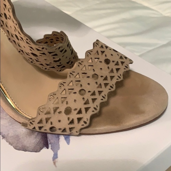 Jessica Simpson high heels - Picture 7 of 17